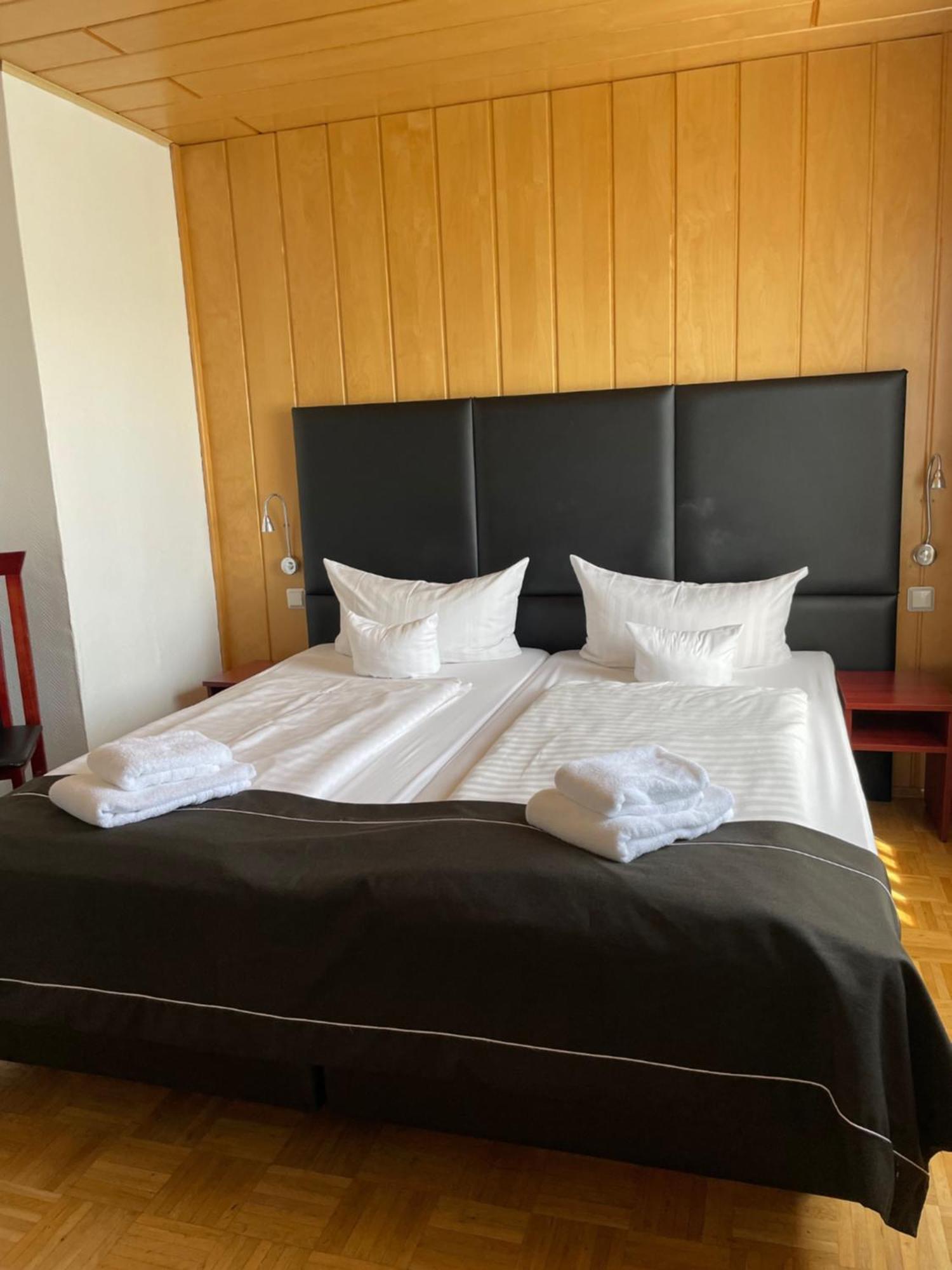 Hotel Schaefer Siegen Esterno foto