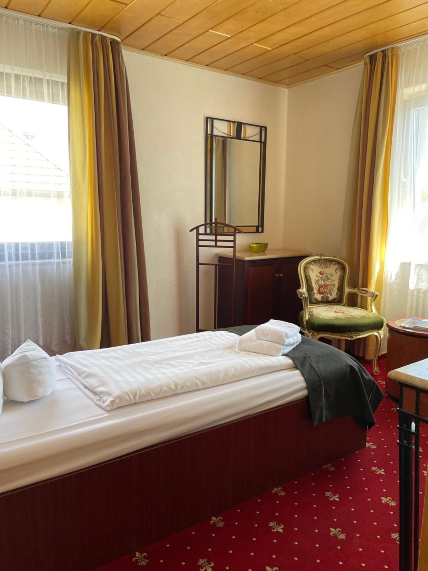 Hotel Schaefer Siegen Esterno foto